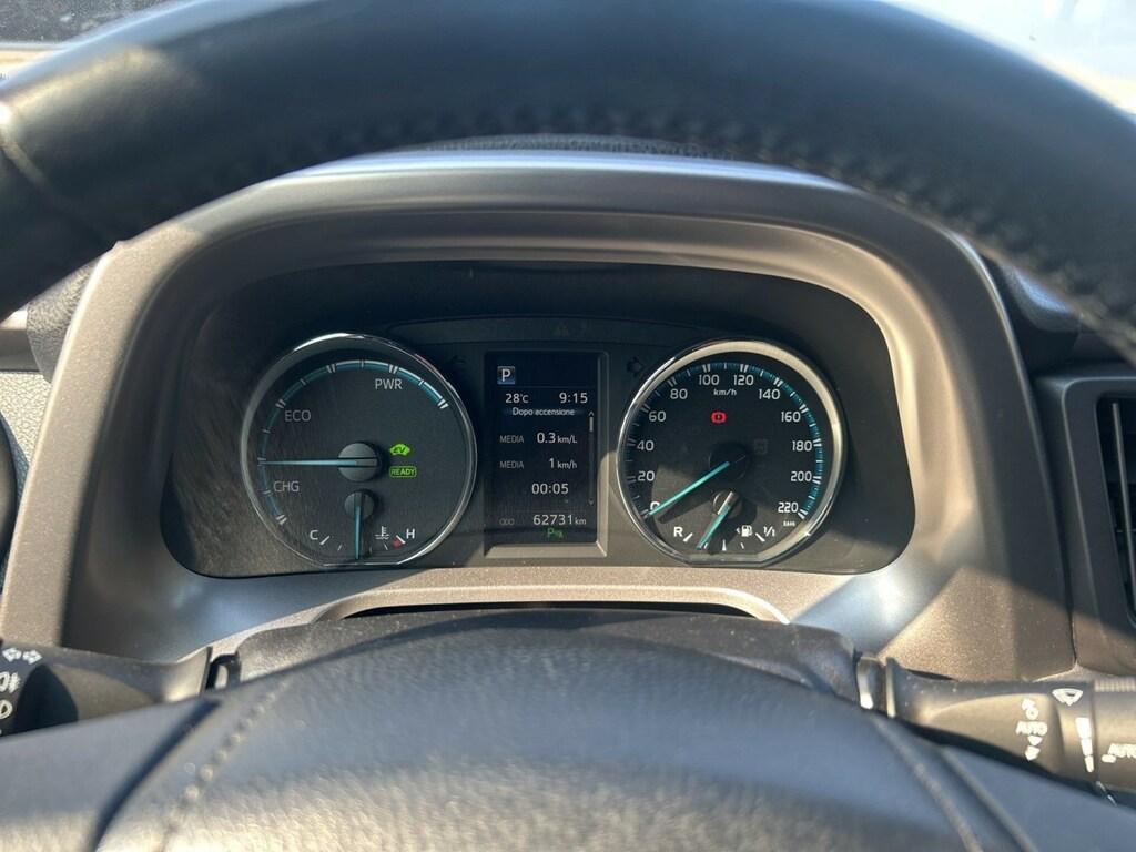 Toyota RAV4 2.5 vvt-i hybrid Style 2wd e-cvt my17