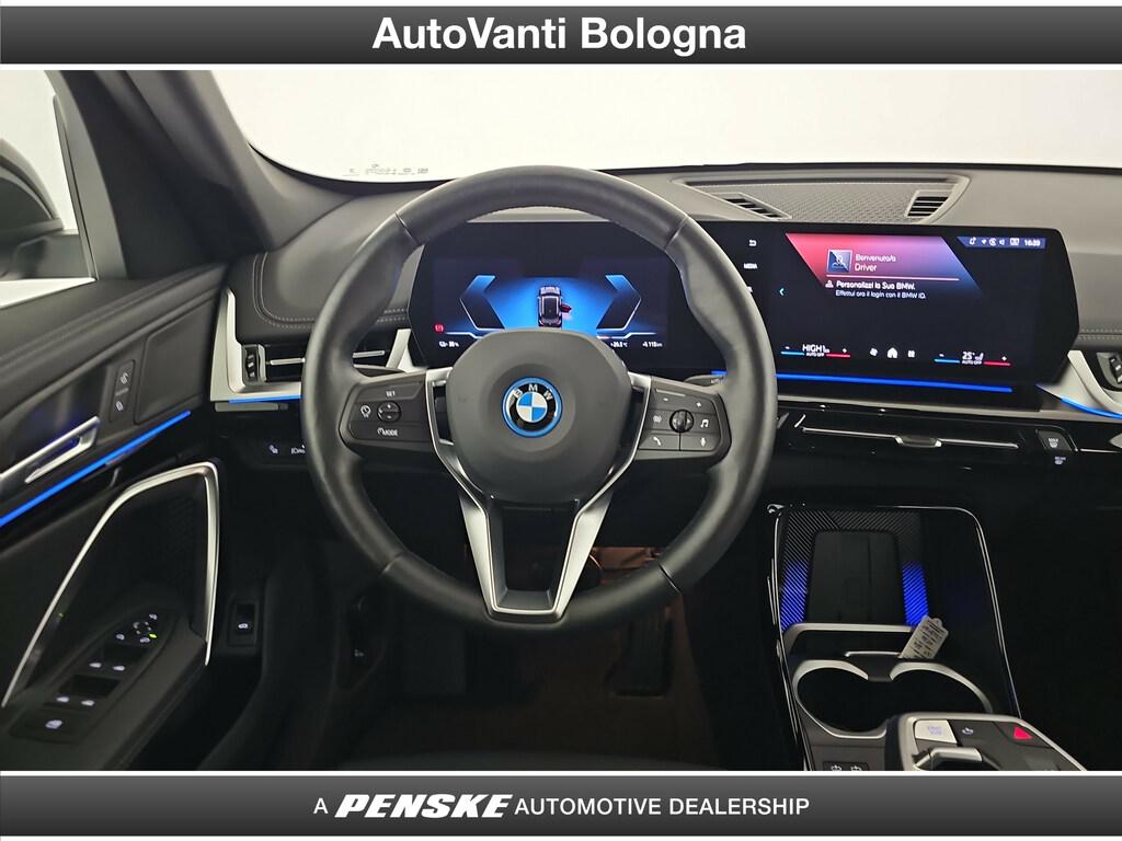 BMW iX1 edrive 20 X-Line