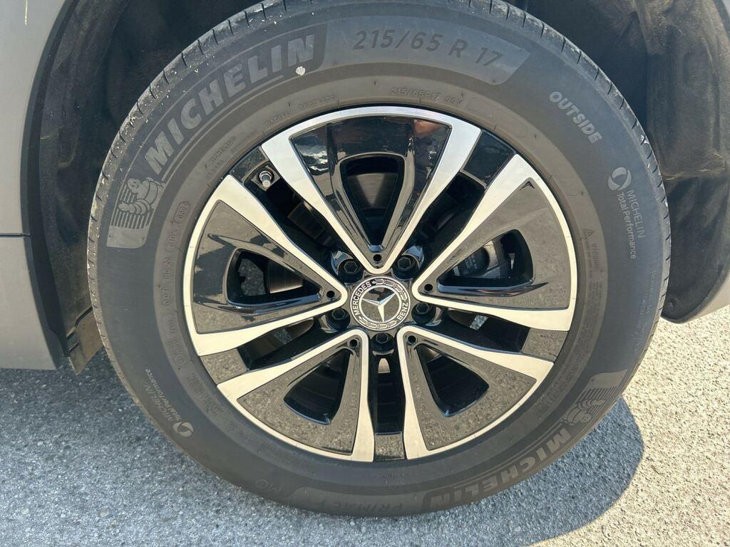 Mercedes GLA 180 d Advanced auto