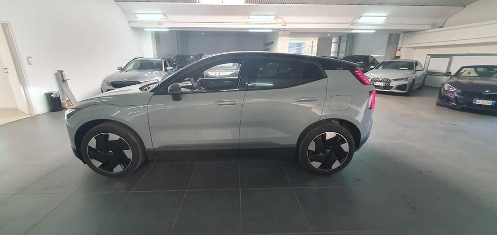 Volvo EX30 Single Motor Extended Range Ultra rwd