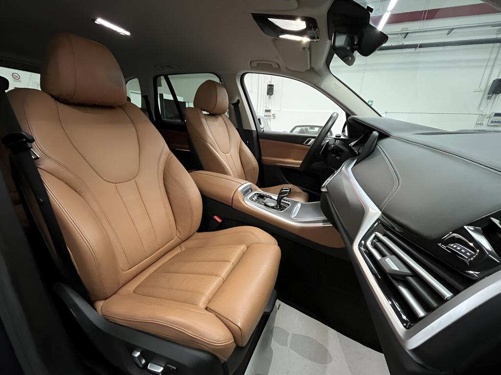 BMW X5 xdrive40d mhev 48V xLine auto