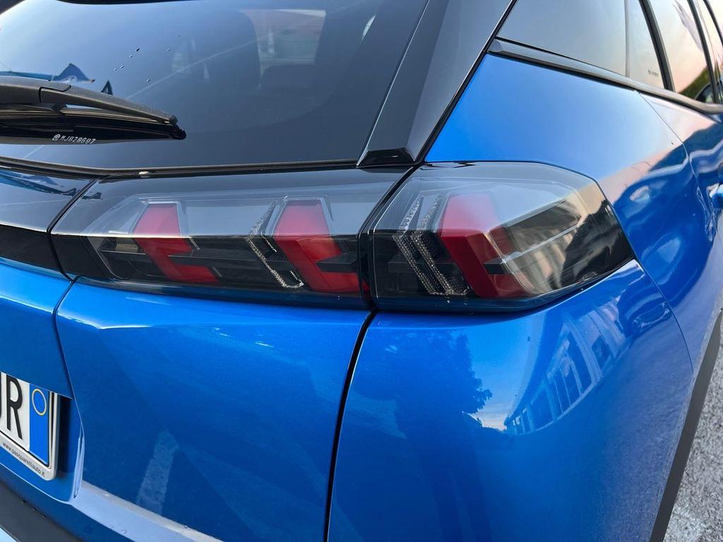 Peugeot 2008 1.5 bluehdi Allure Pack s&s 110cv