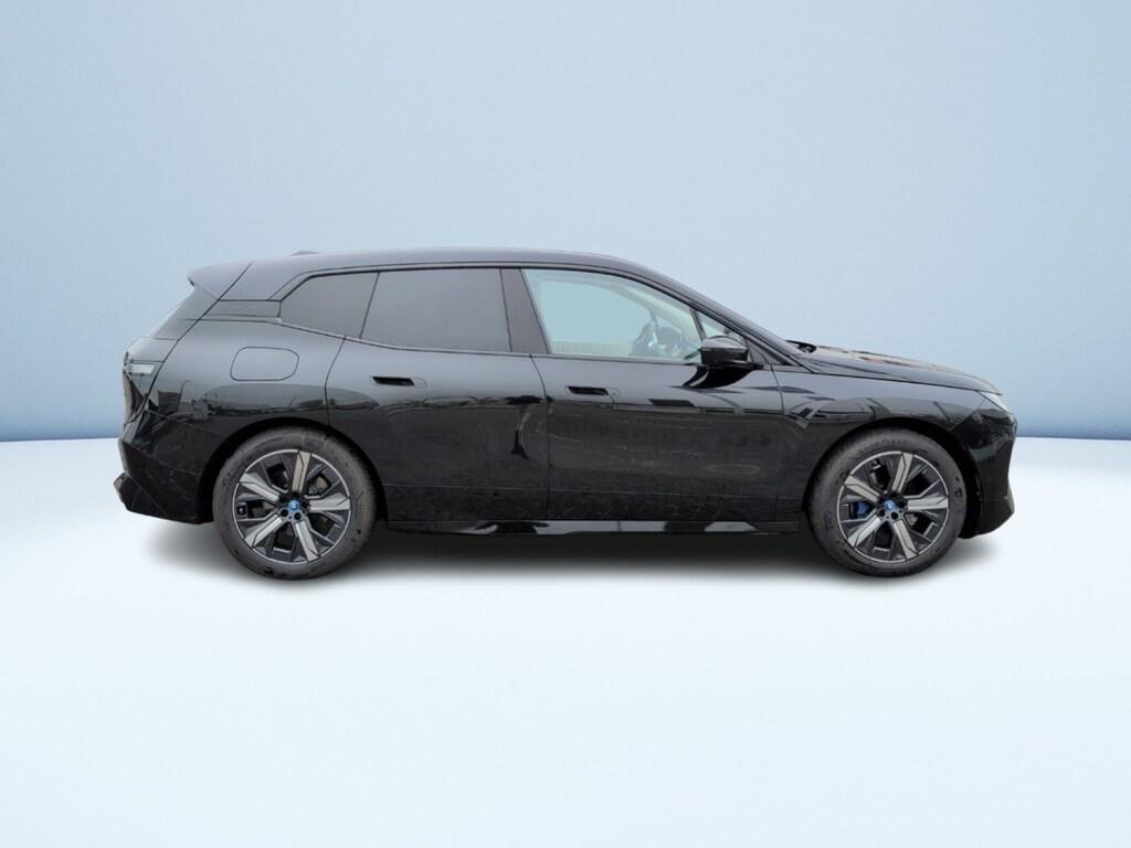BMW iX xdrive40 pacchetto sportivo