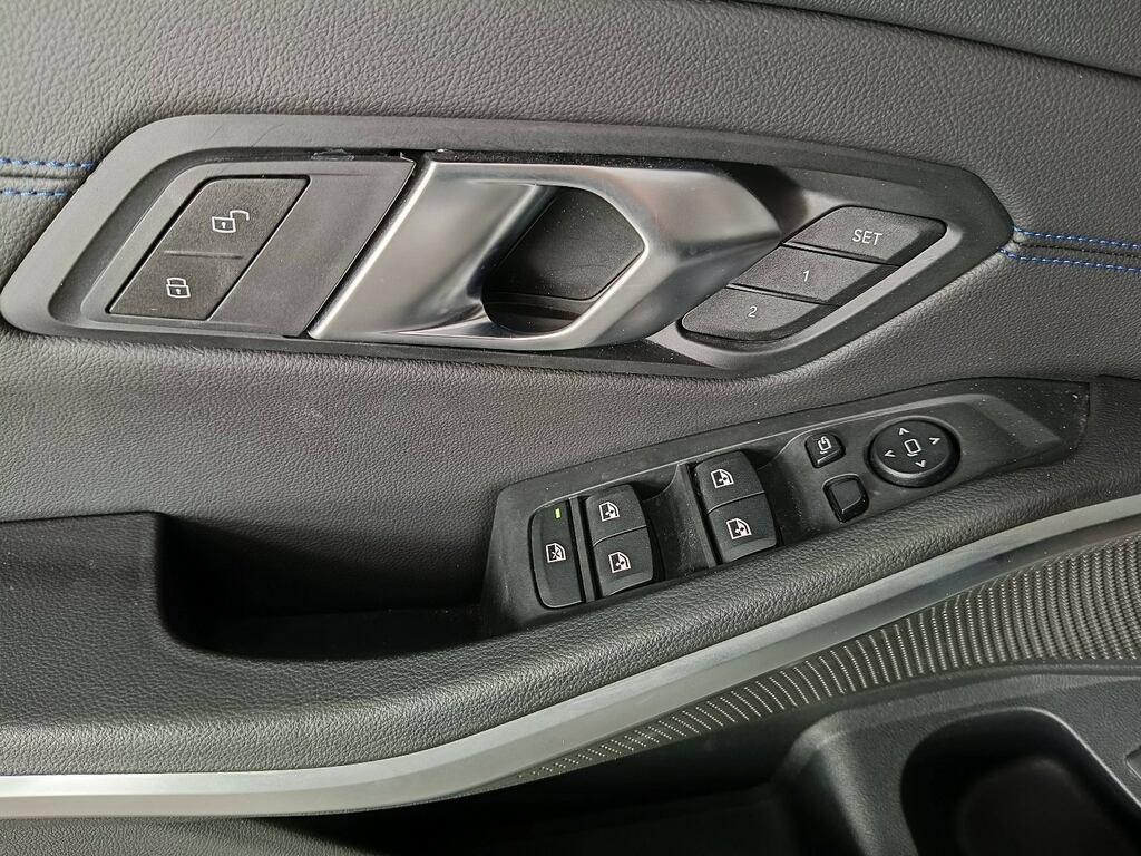 BMW Serie 3 320d Touring mhev 48V Msport xdrive auto