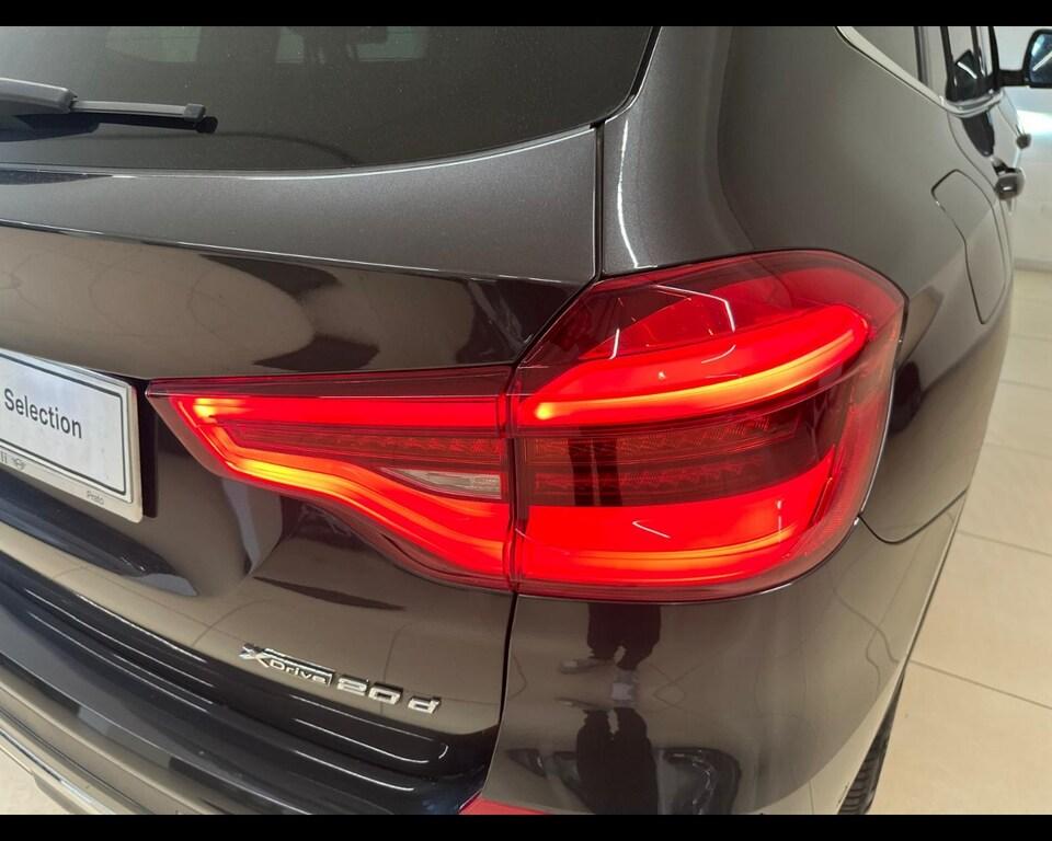 BMW X3 xdrive20d Luxury 190cv auto my19
