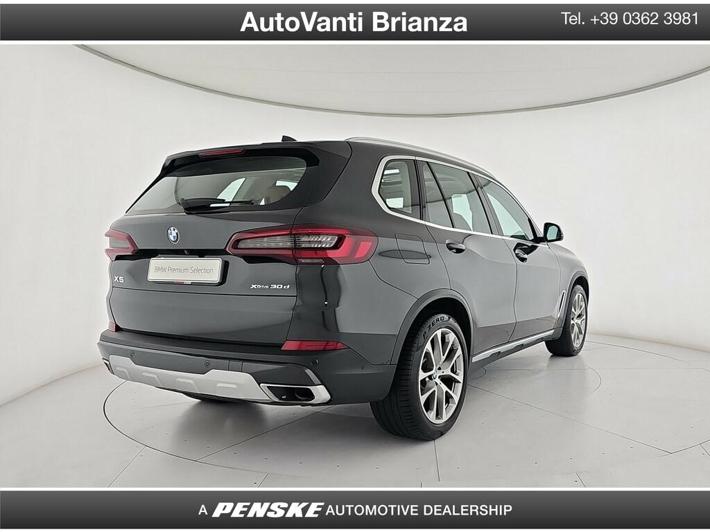 BMW X5 xdrive30d mhev 48V xLine auto
