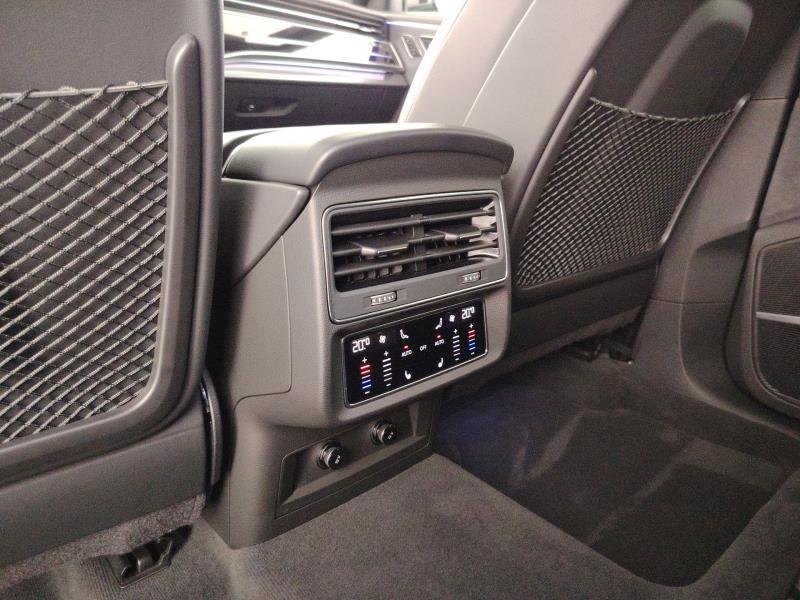 Audi Q8 RS 8 4.0 mhev 48V performance 640cv tiptronic