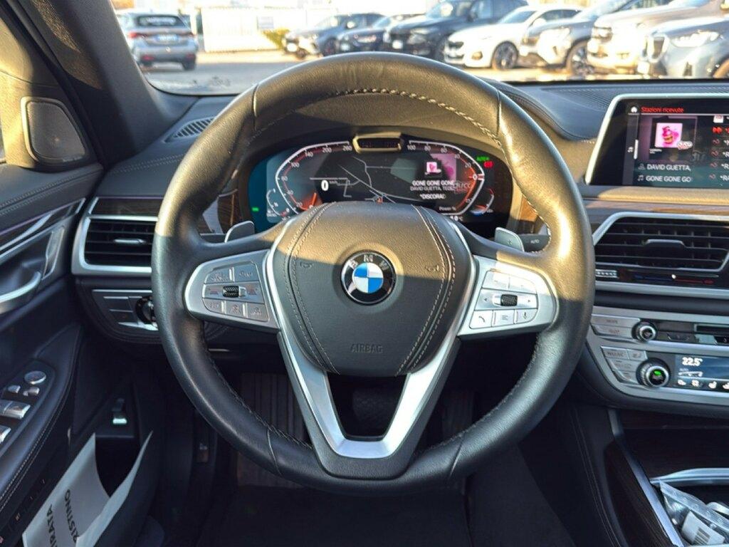 BMW Serie 7 740d mhev 48V xdrive auto