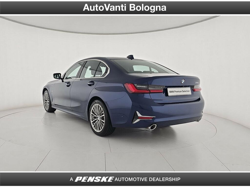 BMW Serie 3 330e Luxury auto