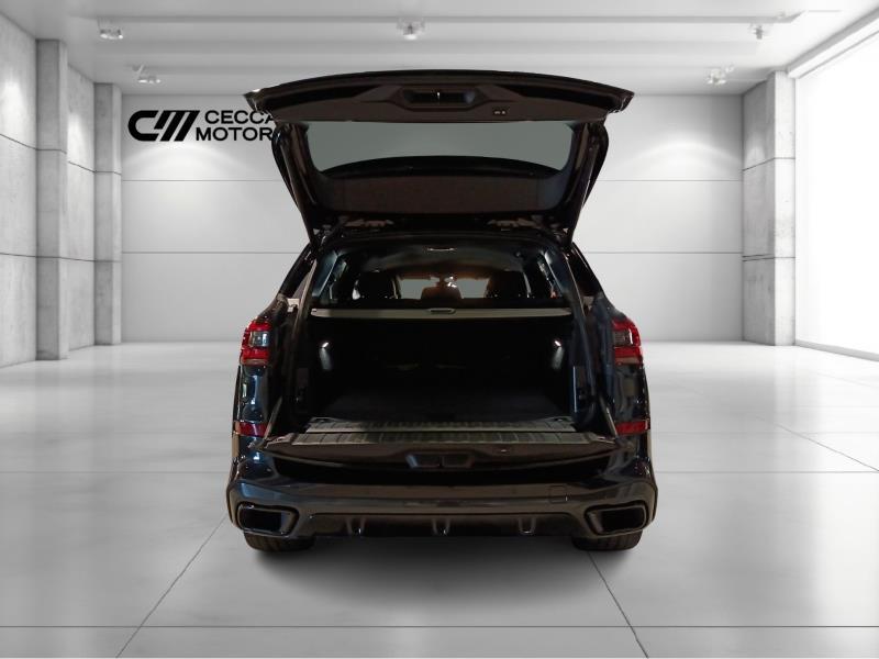 BMW X5 xdrive40d mhev 48V Msport auto