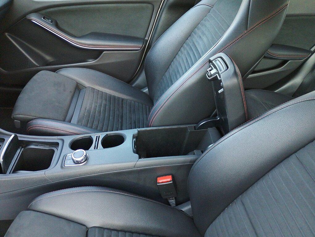 Mercedes GLA 200 d Premium 4matic auto