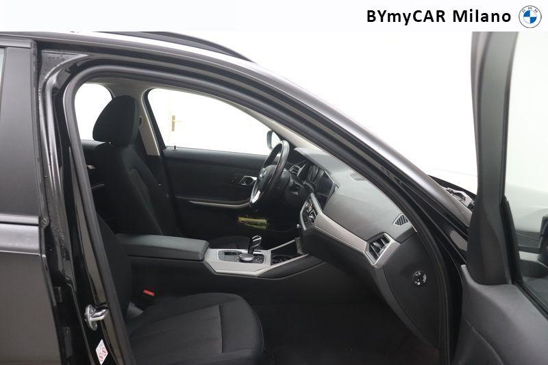 BMW Serie 3 320d Touring mhev 48V xdrive auto