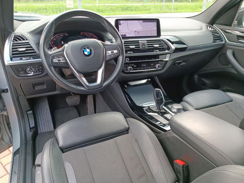 BMW X3 xdrive20d mhev 48V xLine auto