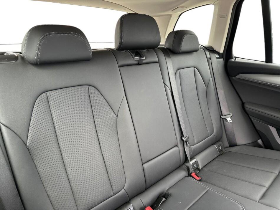BMW X3 sdrive18d mhev 48V auto
