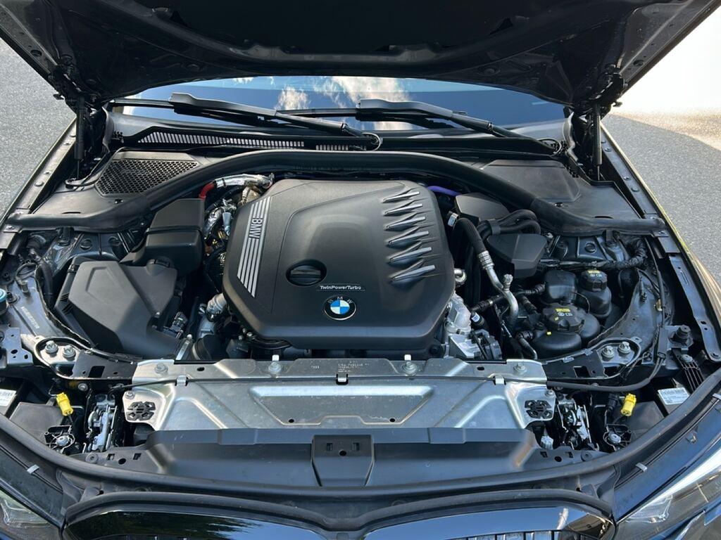 BMW Serie 3 330d Touring mhev 48V xdrive Msport auto