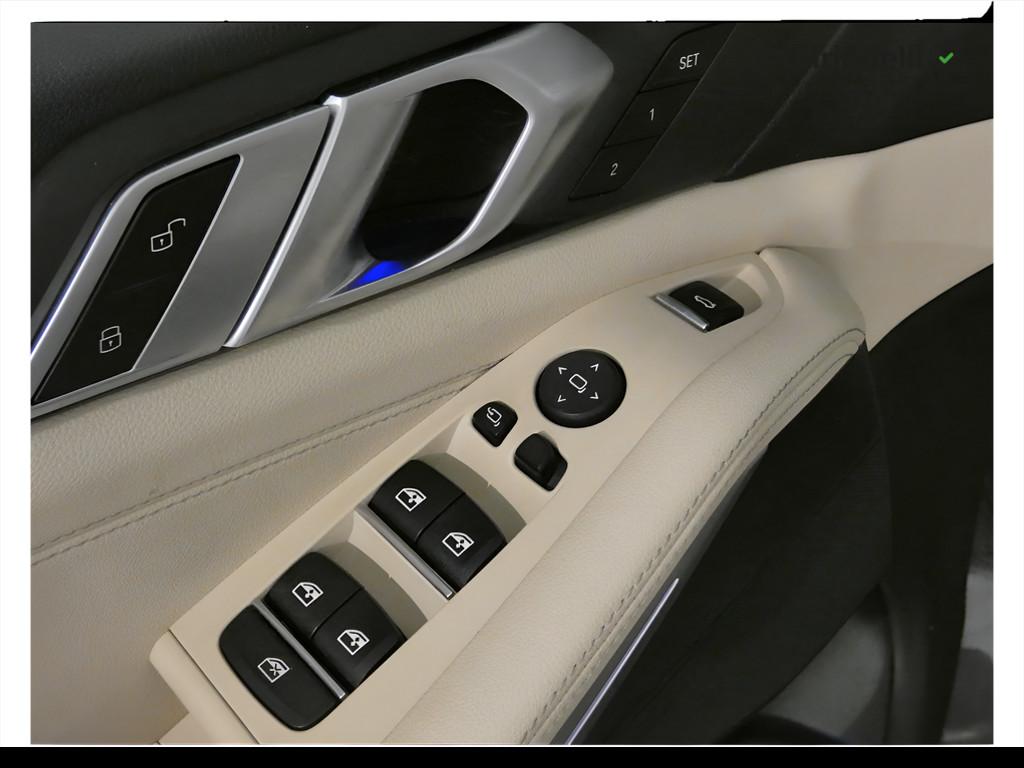 BMW X5 xdrive30d mhev 48V Business auto