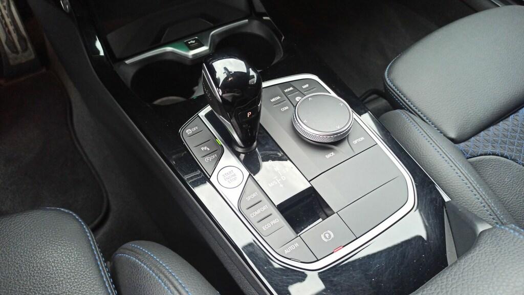 BMW Serie 1 120d Advantage xdrive auto