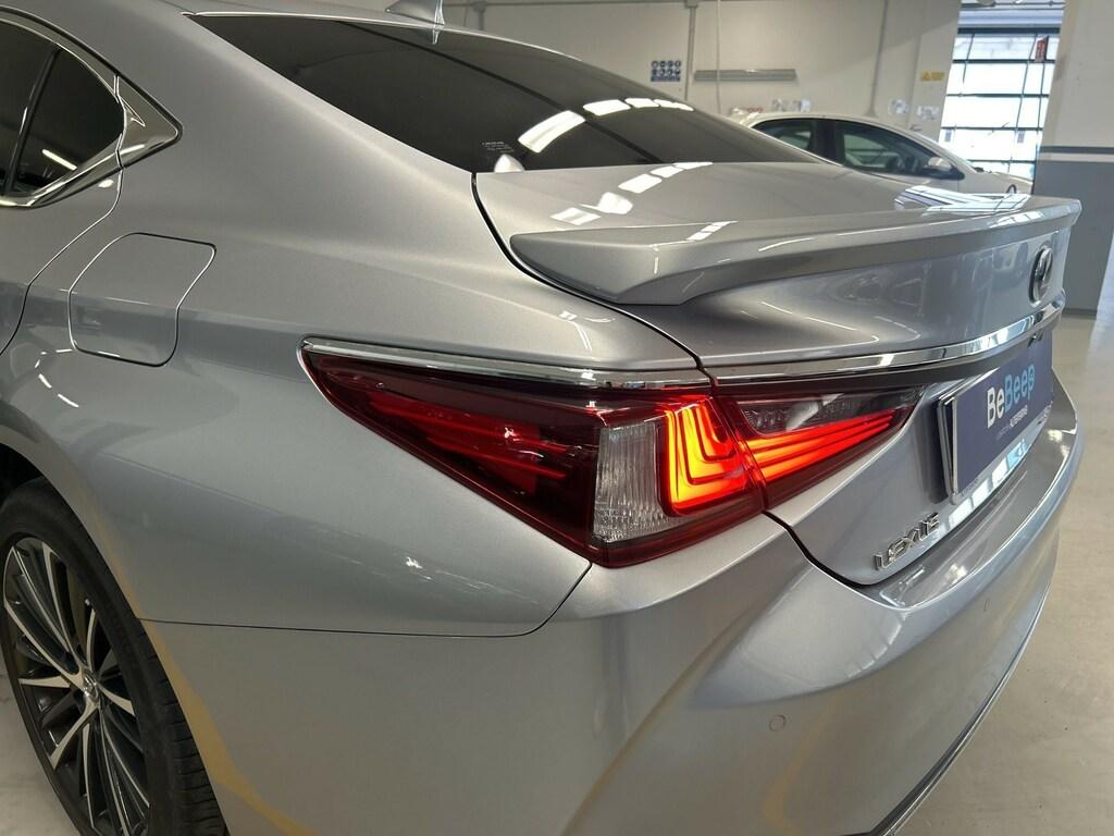 Lexus ES 300 h 2.5 Executive cvt