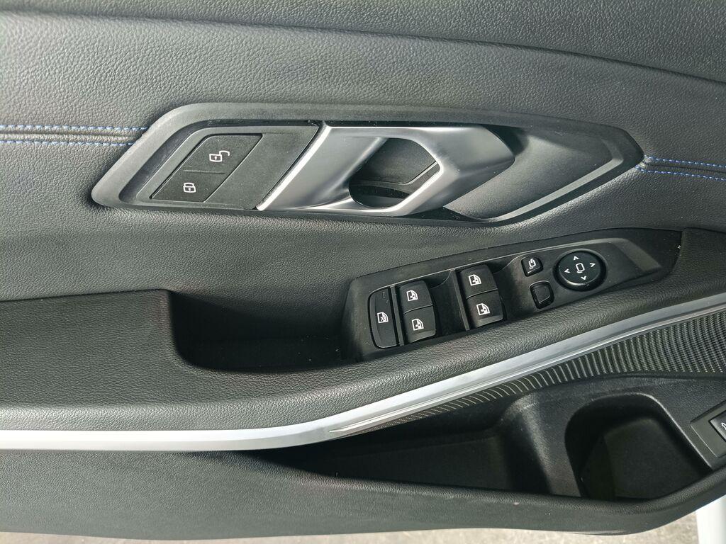 BMW Serie 3 320d Touring mhev 48V Msport auto