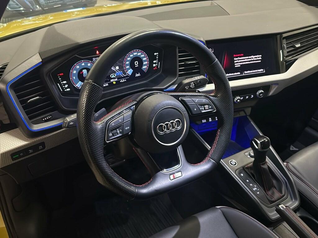 Audi A1 Sportback 40 2.0 tfsi Identity Black 207cv s-tronic