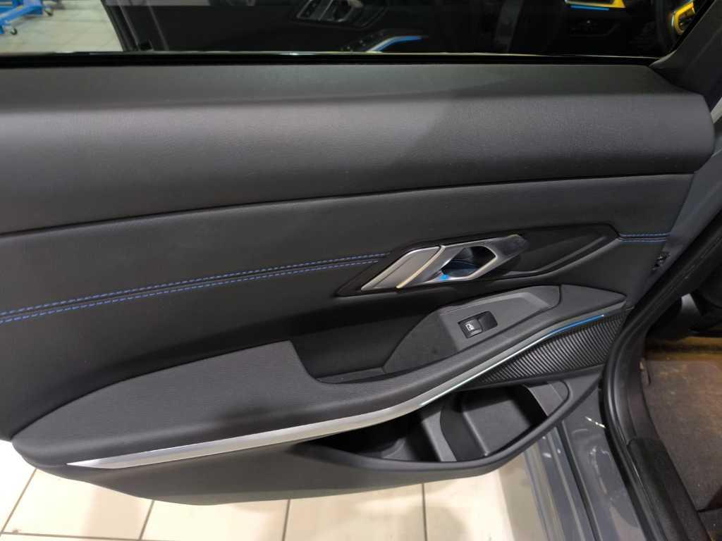 BMW Serie 3 320d mhev 48V Msport auto