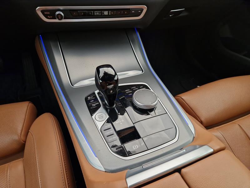 BMW X5 xdrive30d mhev 48V xLine auto