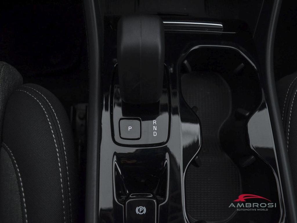 Volvo XC40 2.0 b3 Plus Dark auto