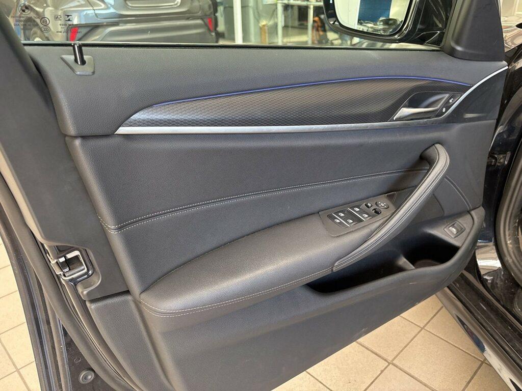 BMW Serie 5 530d Touring mhev 48V xdrive Msport auto
