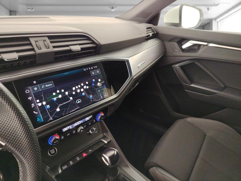 Audi Q3 Sportback 35 2.0 tdi s-tronic