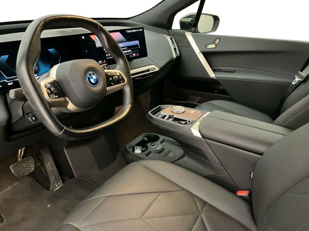 BMW iX xdrive50 pacchetto sportivo