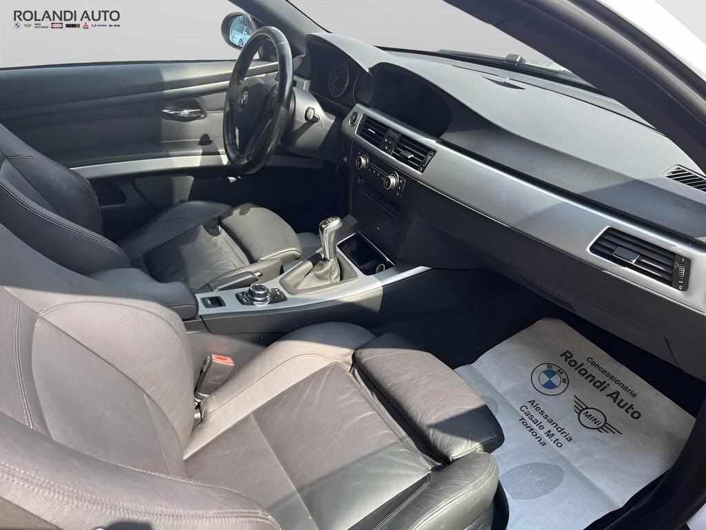 BMW Serie 3 320i Cabrio Attiva 170cv