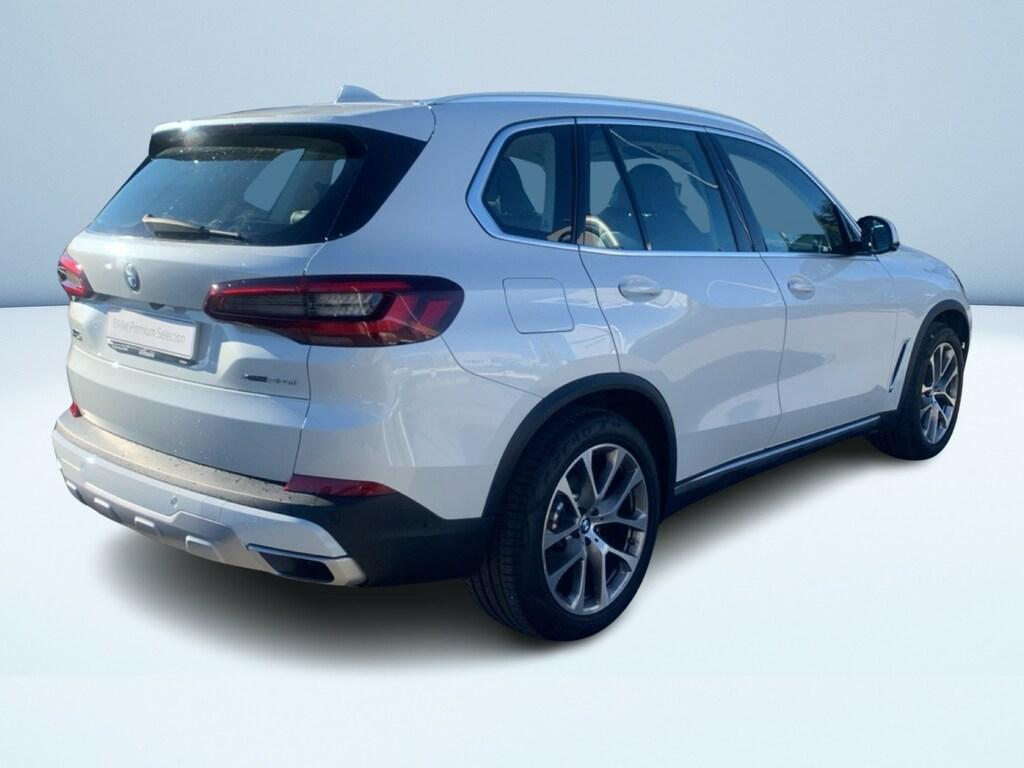BMW X5 xdrive30d mhev 48V xLine auto