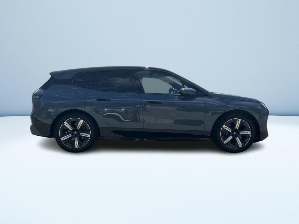 BMW iX xdrive50 pacchetto sportivo