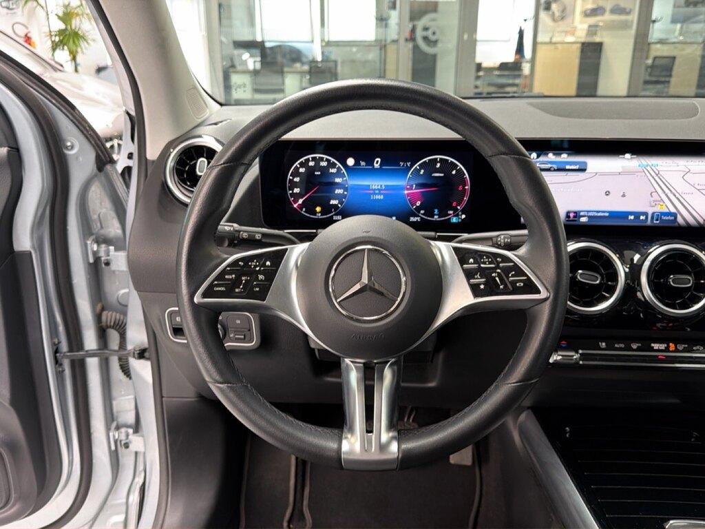 Mercedes GLA 180 d Progressive Advanced auto