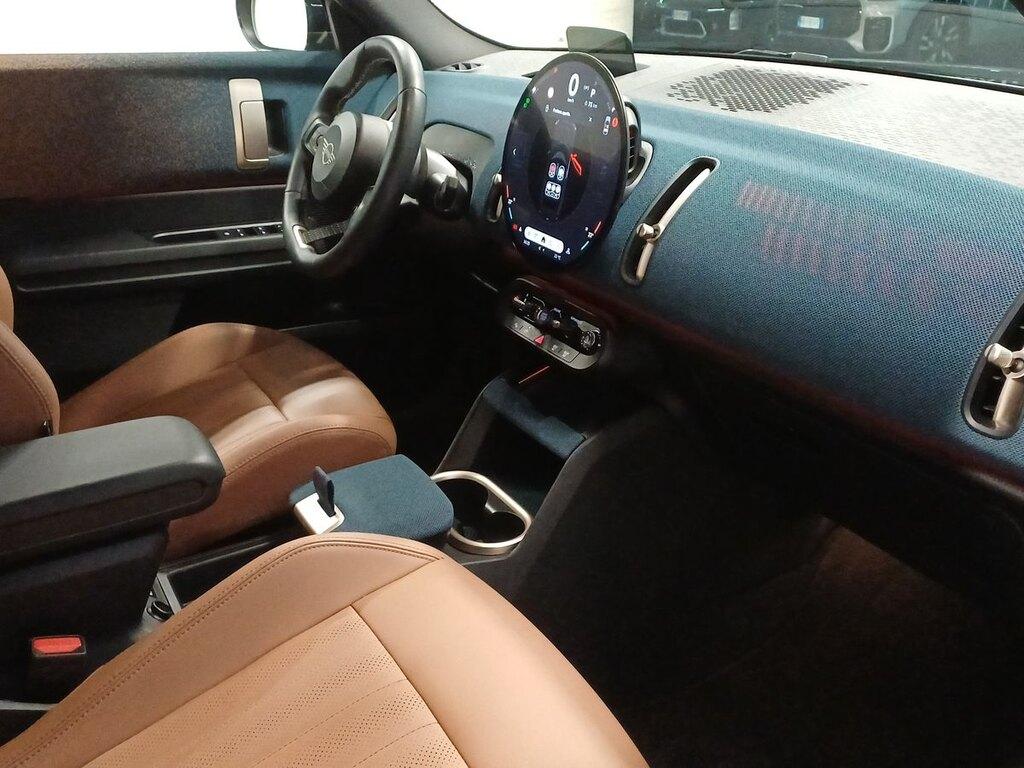 Mini Mini Countryman 2.0 48V D Favoured auto