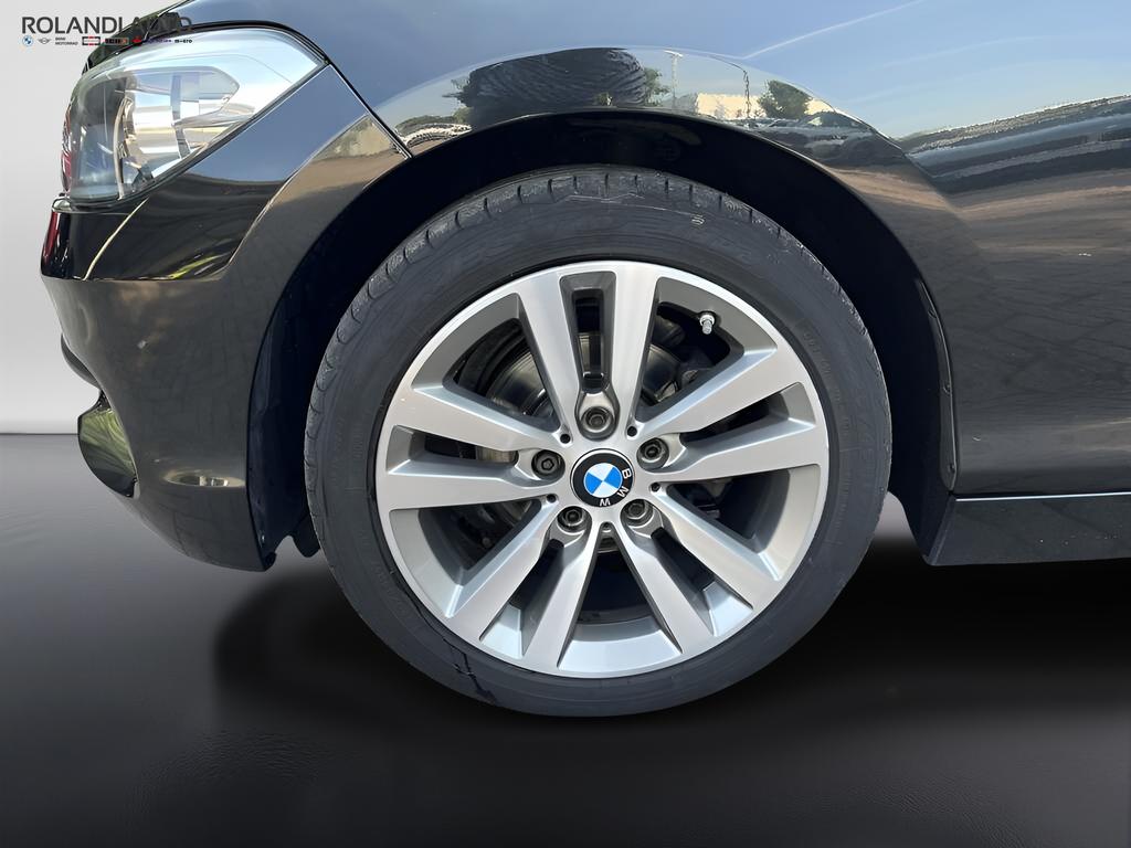 BMW Serie 1 116d Advantage 5p auto