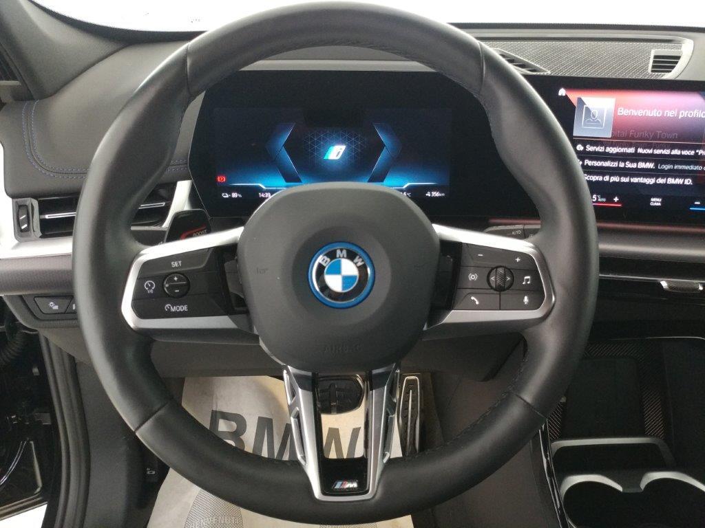 BMW iX1 30 xdrive Msport