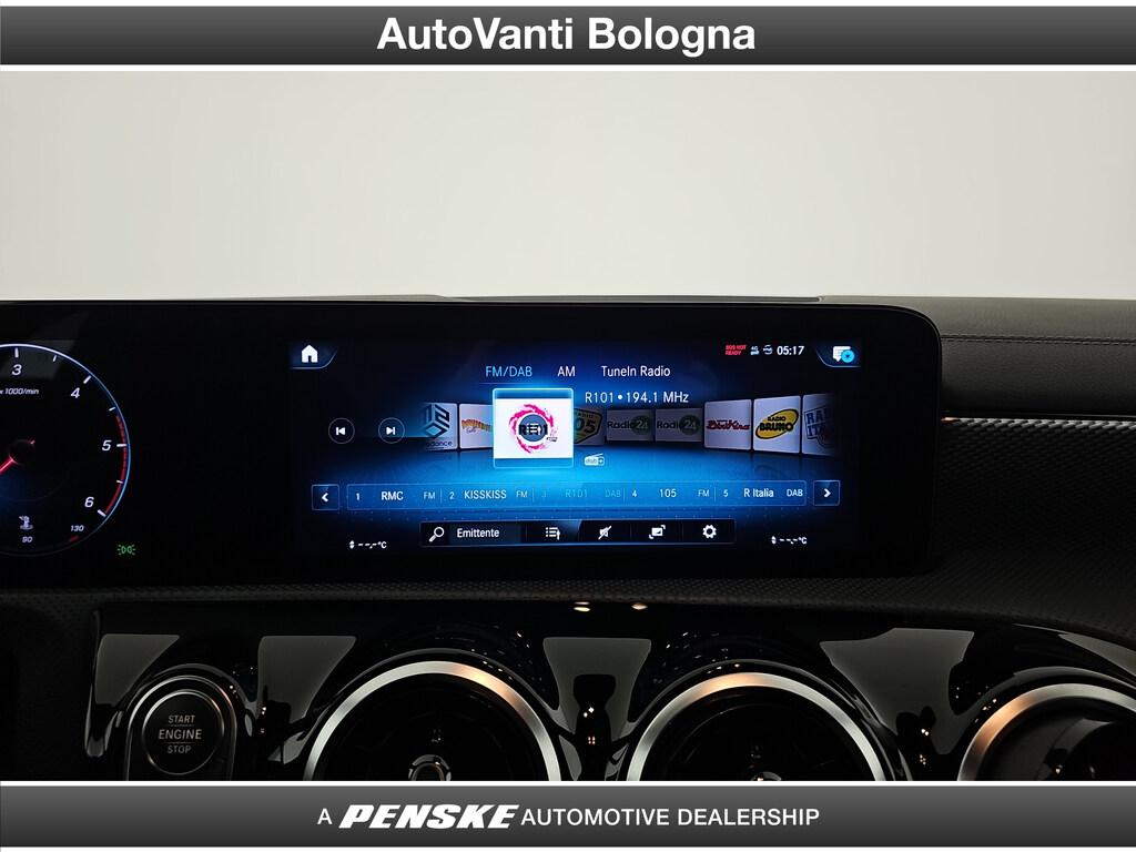 Mercedes CLA Shooting Brake 180 d Night edition auto