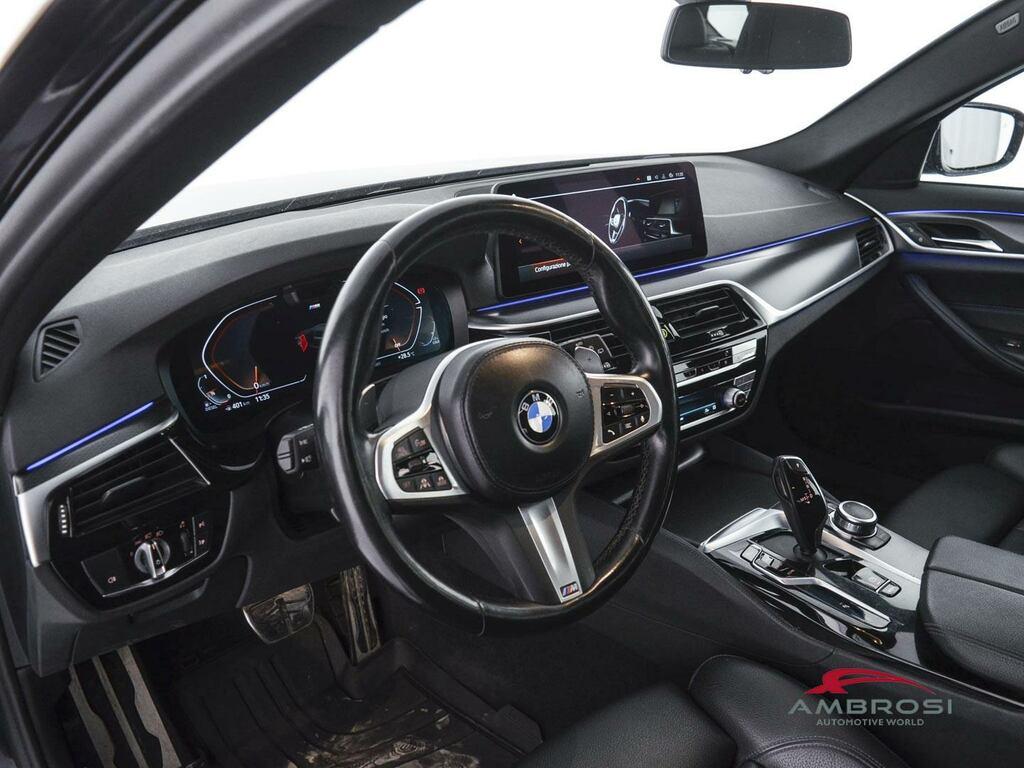 BMW Serie 5 530d Touring mhev 48V xdrive Msport auto