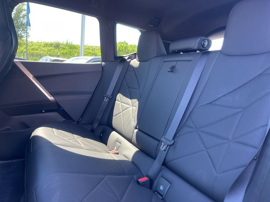BMW iX xdrive40 pacchetto sportivo