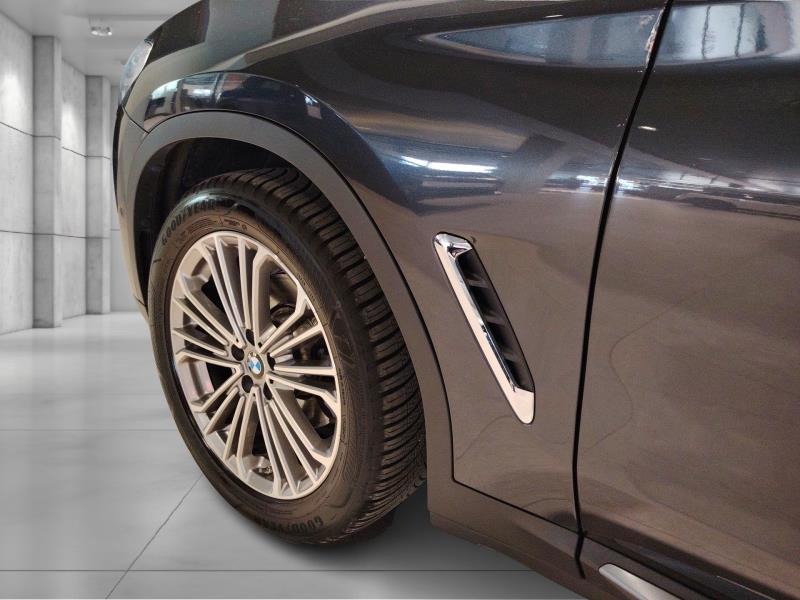 BMW X3 xdrive20i Luxury 184cv auto