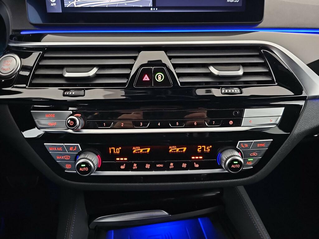 BMW Serie 5 530d Touring mhev 48V xdrive Msport auto