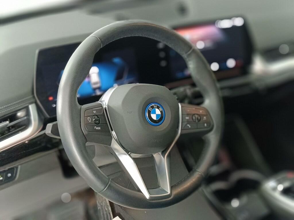 BMW iX1 edrive 20 X-Line