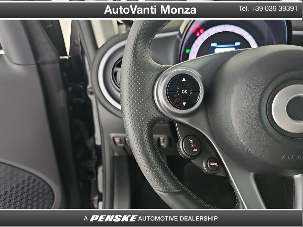 Smart fortwo eq Berlin Black Passion
