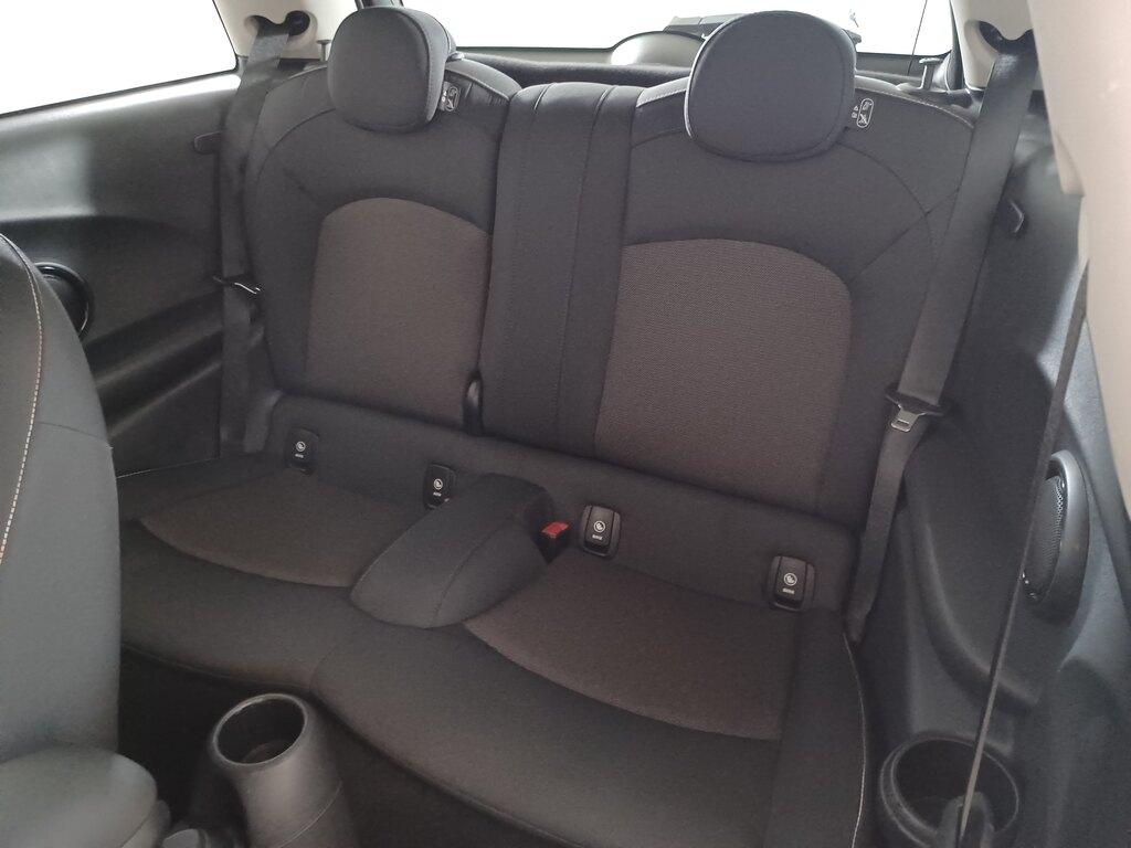 Mini Cooper 1.5 TwinPower Turbo Cooper Business XL DCT