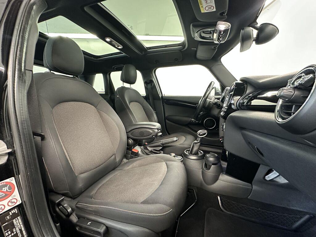 Mini Cooper D 1.5 D Cooper D Business XL Auto