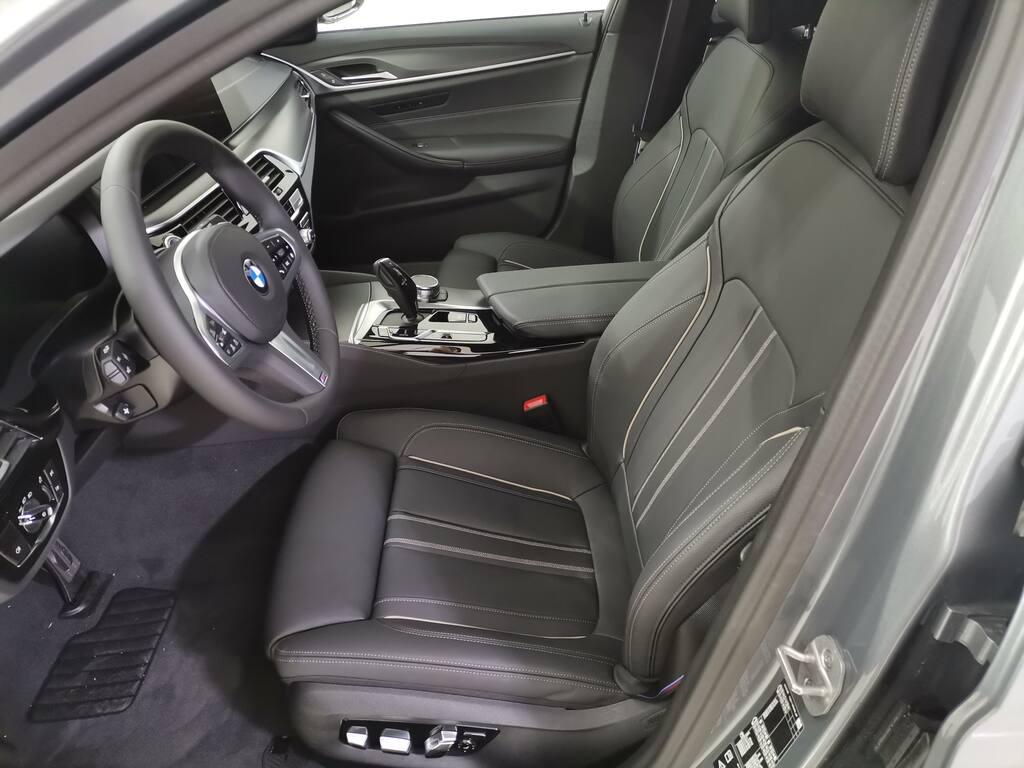 BMW Serie 5 520d Touring mhev 48V xdrive Msport auto