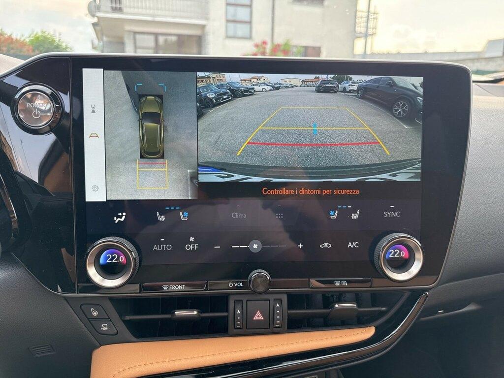 Lexus NX 2.5 hybrid Luxury 4wd e-cvt