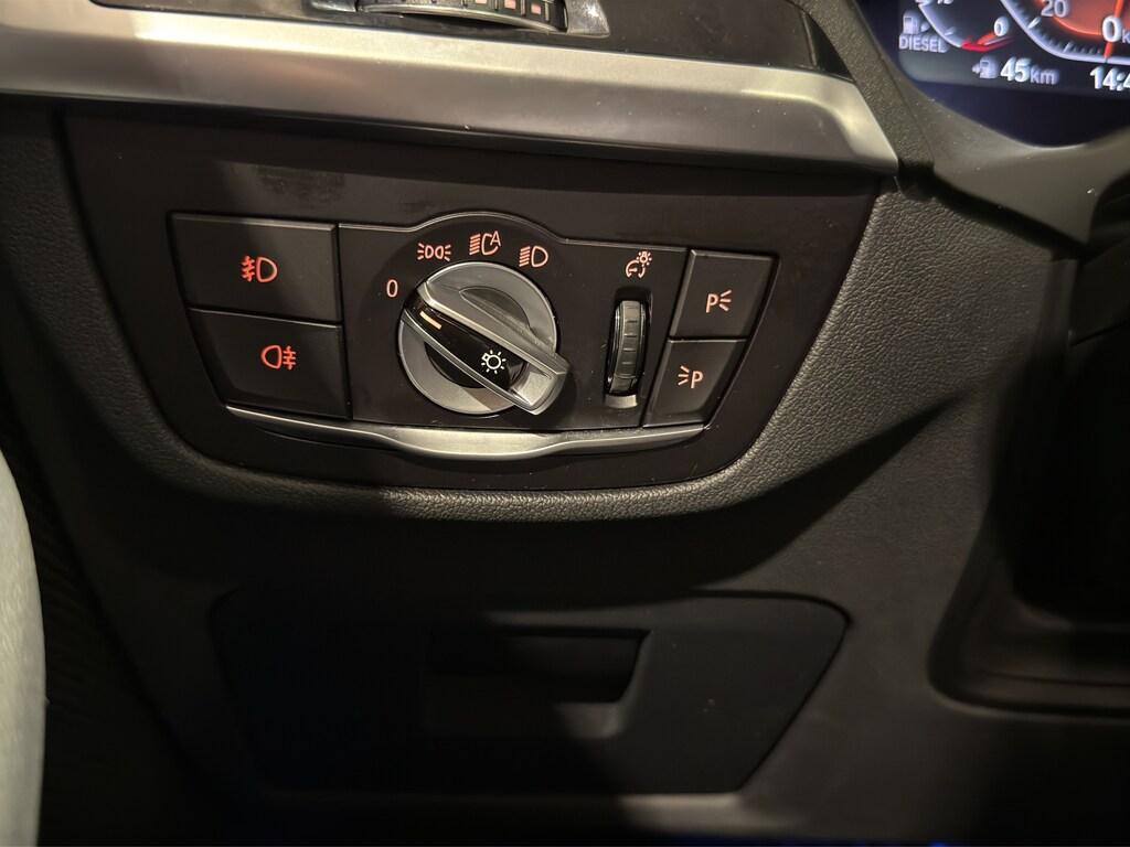 BMW X3 xdrive20d mhev 48V Business Advantage auto