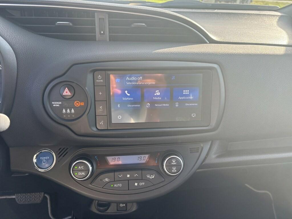 Toyota Yaris 5p 1.5 hybrid Lounge Blue